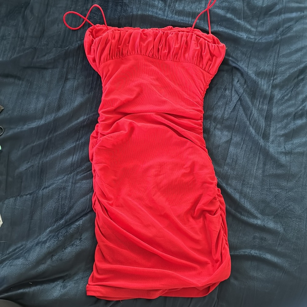 PRINCESS POLLY DRESS - Picture 2 of 2